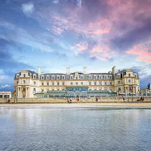 Hotel Grand Des Thermes